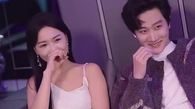 摊牌了，我不装了 第1-20集