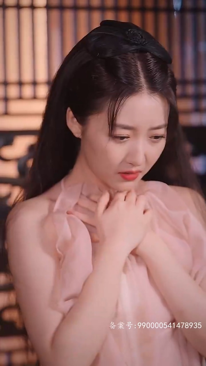 开局被退婚，我是皇帝我摊牌了 第01集