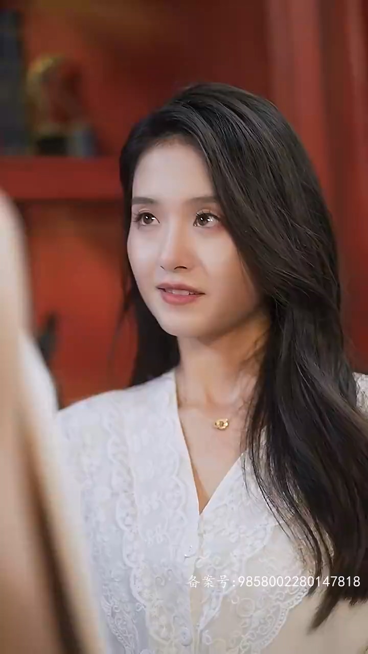 傻子老公是千亿富豪 第01集