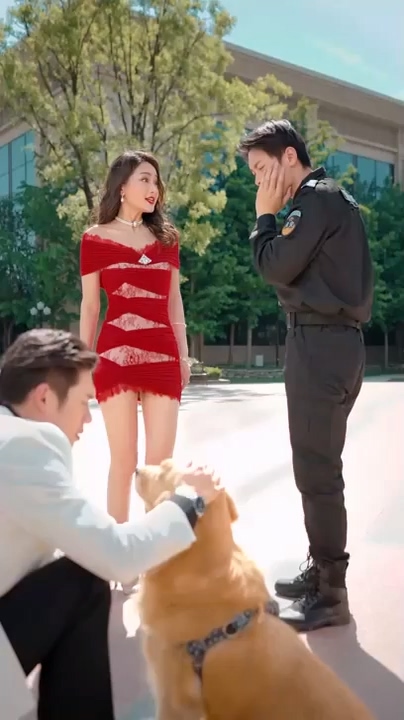 神级保安 第01集