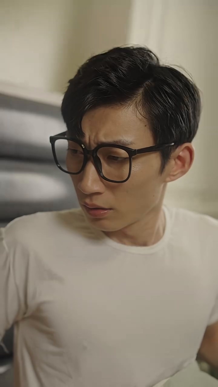 捡个美女带我逆天改命 第01集