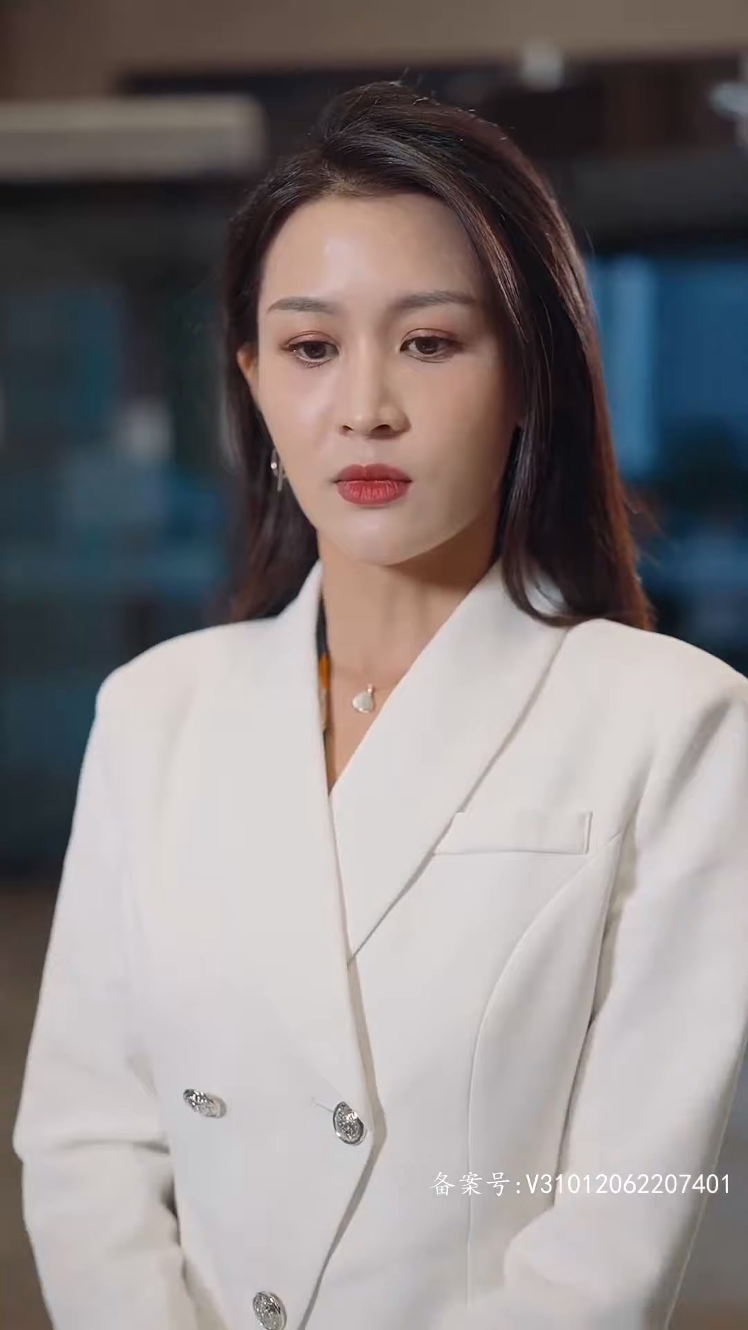 商总别装了夫人是隐藏大佬 HD中字(大结局)