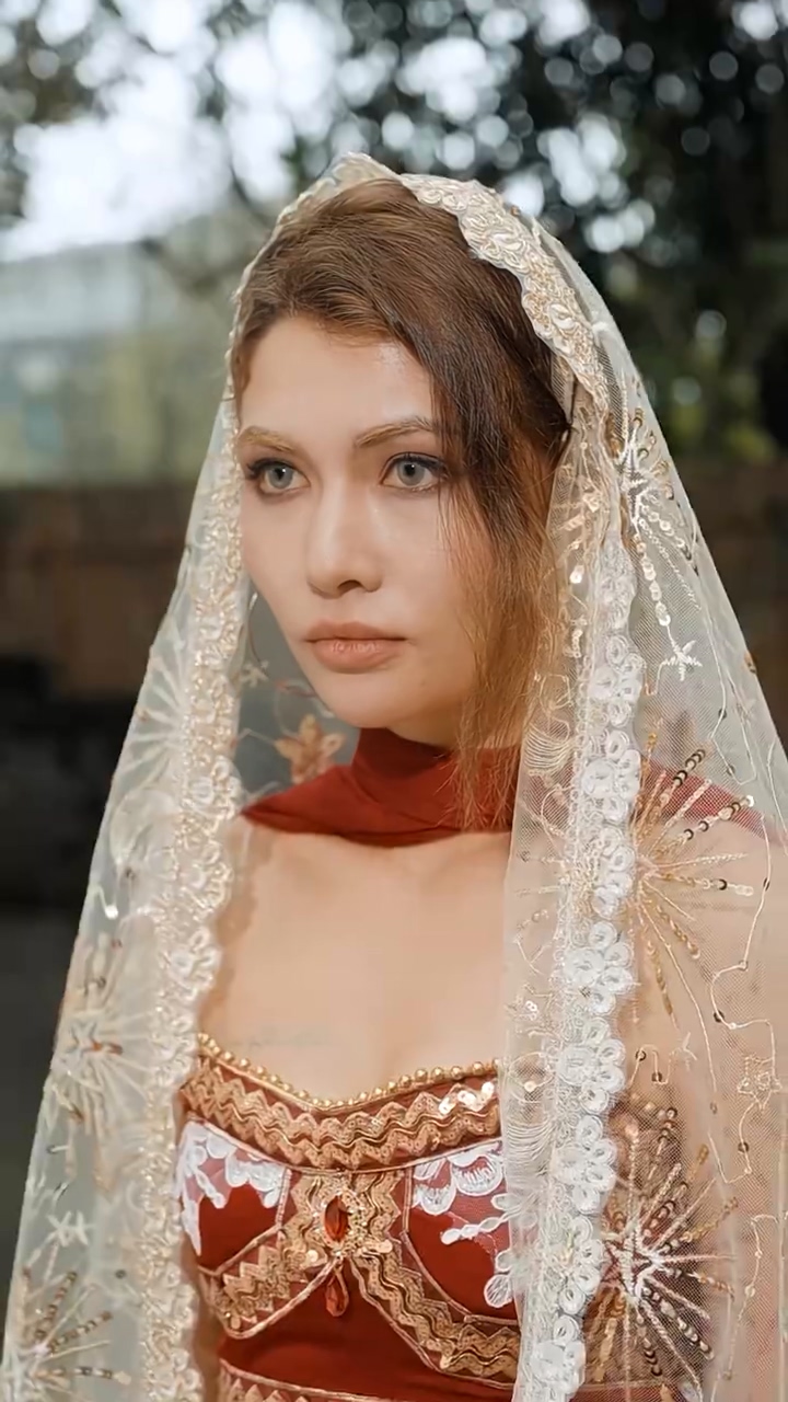 神医下山，未婚妻闺蜜倒追我 第44集