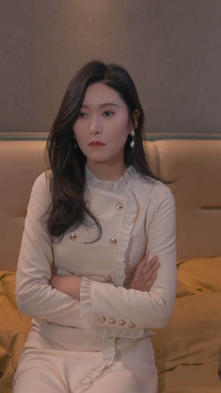 我的24岁美女总裁老婆 第01集